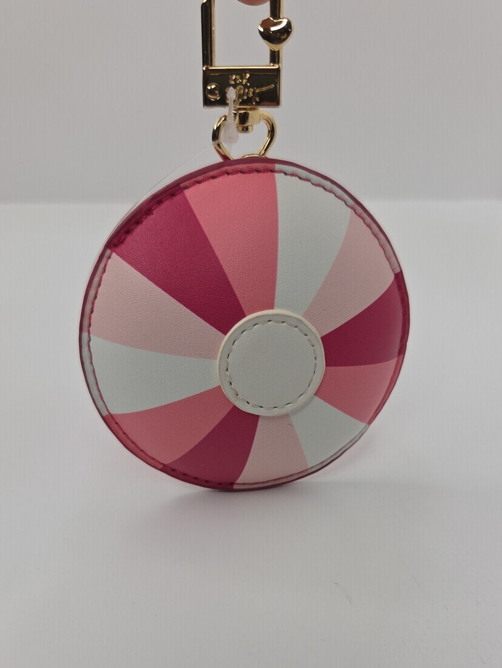 💕▪️Betsey Johnson ▪️Round Pink Stripe Keychain Card Holder with Gold Clip - Picture 2 of 4